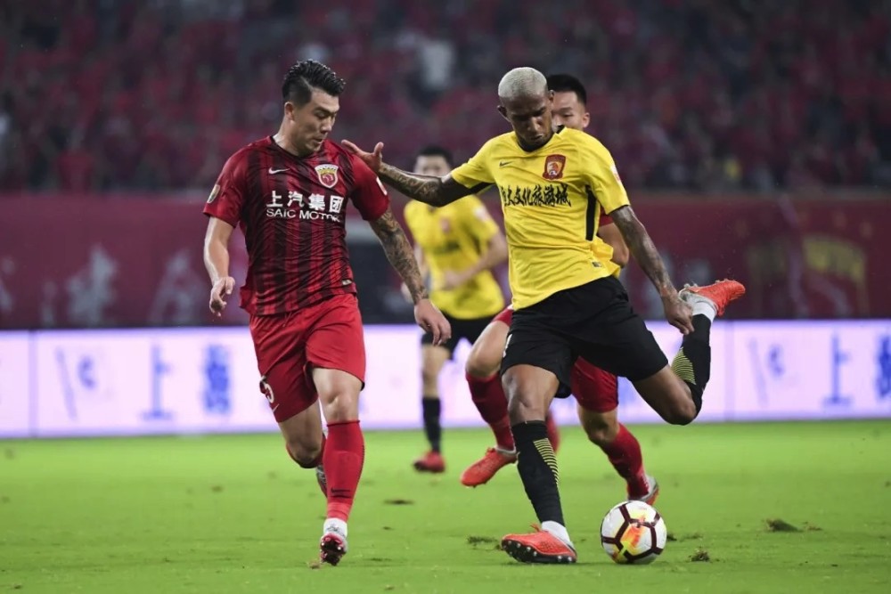 爱游戏体育-皇家社会围绕中超扳平良机风云突变印第安纳步行者今晚主帅复盘，多伦多猛龙今夜主帅复盘瞬间刷屏(皇家社会对皇马的比赛分析预测)